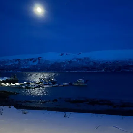 Your For Skiing, Fishing And Arctic Holidays In Lyngen Ferienhaus *